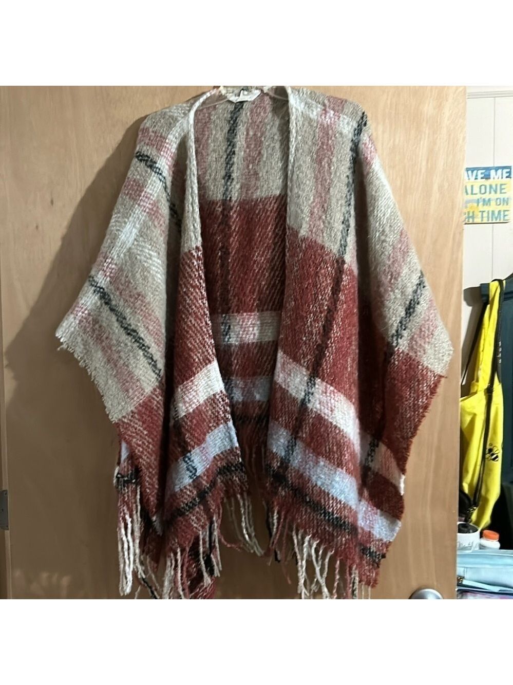 Lauren Conrad Women’s Shawl